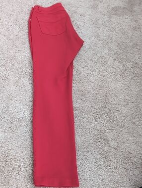 Red skinny pants
